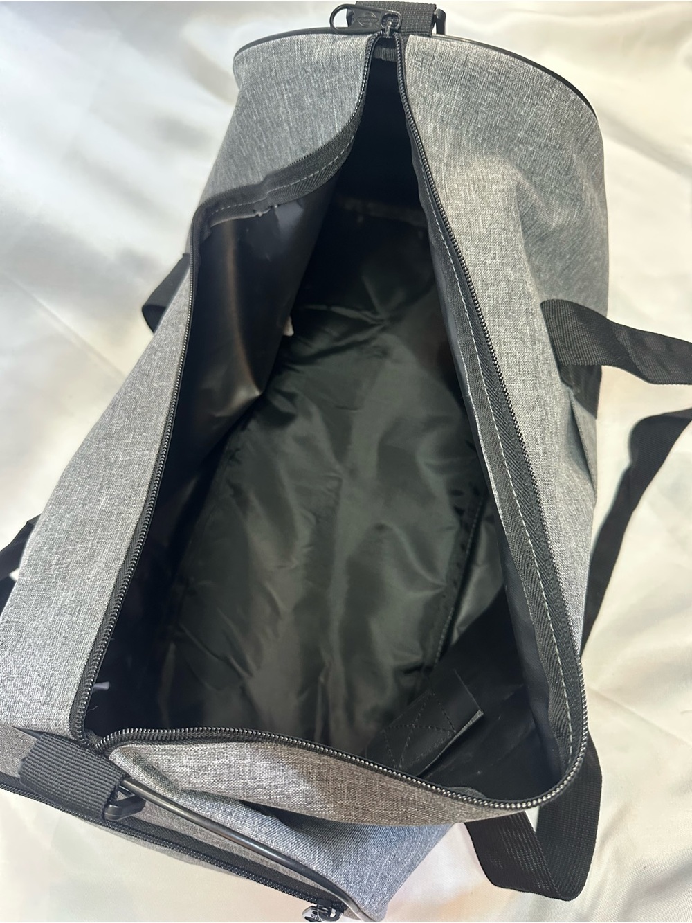 Dickies Gray Travel Duffel with Black Straps - Picture 8 of 9